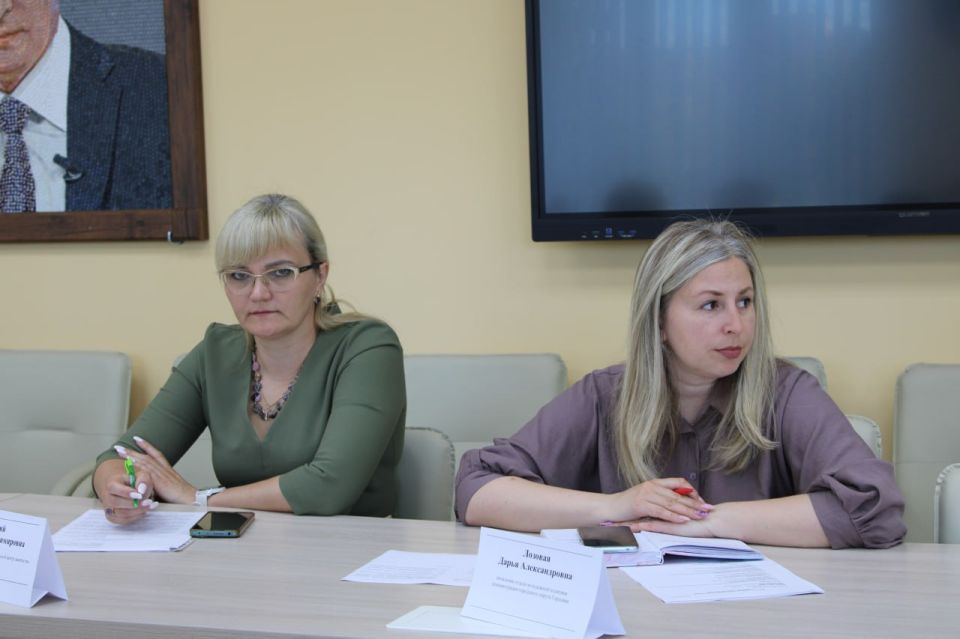 Состоялось заседание комиссии по делам несовершеннолетних и защите их прав администрации городского округа Горловка Состоялось заседание комиссии по делам несовершеннолетних и защите их прав администрации городского округа Горловка