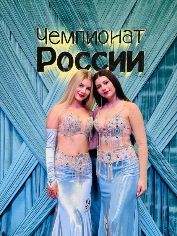 Активистки Женского движения партии «Единая Россия», участницы Совета женщин Шахтерска блистательно выступили на Чемпионате России по восточному танцу Активистки Женского движения партии «Единая Россия», участницы Совета женщин Шахтерска блистательно выступили на Чемпионате России по восточному танцу