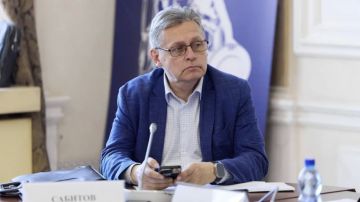 Наталья Бегуненко: Рифат Сабитов принял участие в заседании комиссии по региональным аспектам государственной национальной политики