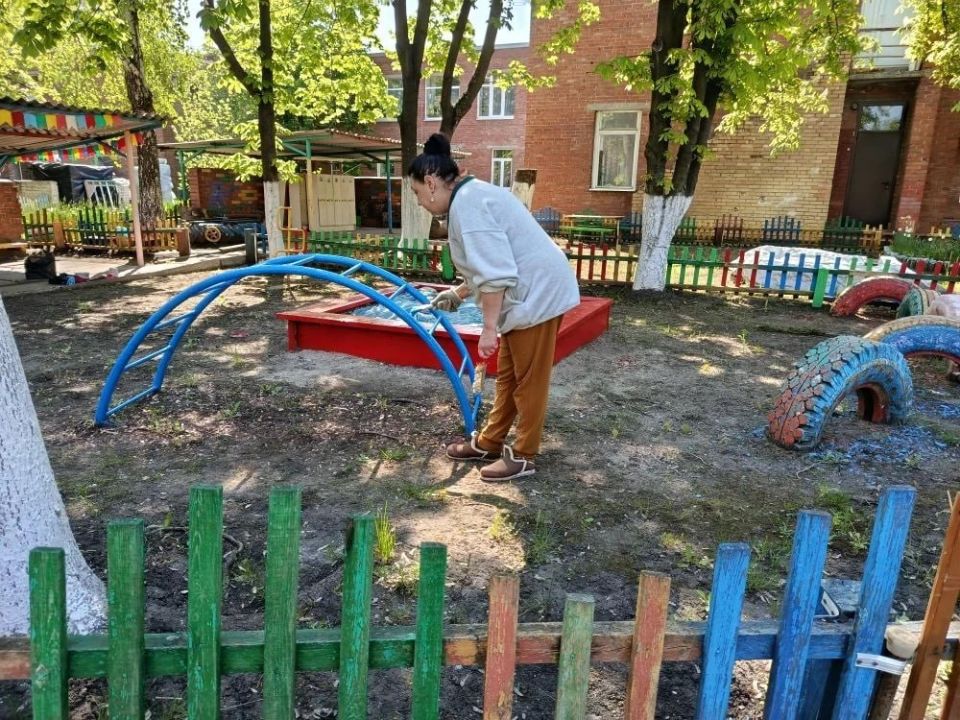 Сегодня, 21 мая 2026 года, в рамках проекта «Городская среда», реализуемого Единой Россией , жители Кировского района приняли участие в традиционной экологической акции «Чистый четверг» Сегодня, 21 мая 2026 года, в рамках проекта «Городская среда», реализуемого Единой Россией , жители Кировского района приняли участие в традиционной экологической акции «Чистый четверг»