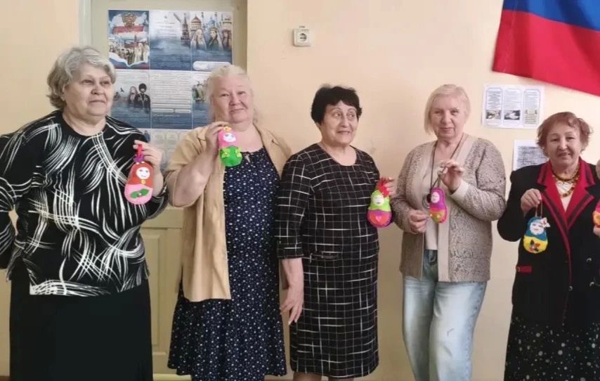Традиции и символы русской матрешки: мастер-класс для старшего поколения Традиции и символы русской матрешки: мастер-класс для старшего поколения