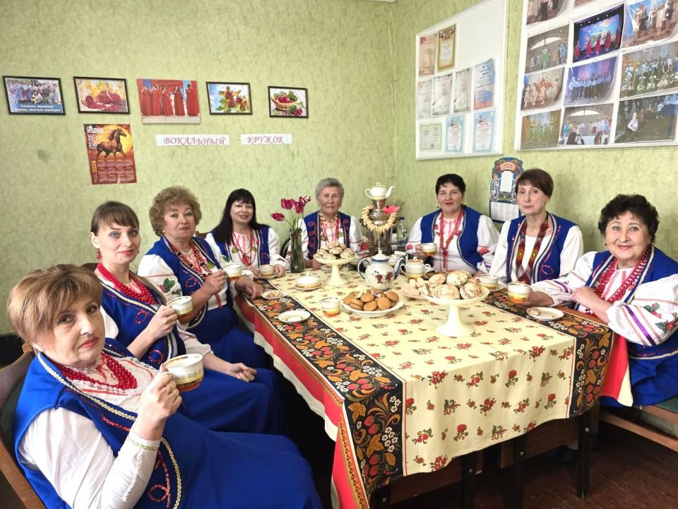 Снежнянцы приняли участие в цикле образовательно-патриотических мероприятий Снежнянцы приняли участие в цикле образовательно-патриотических мероприятий