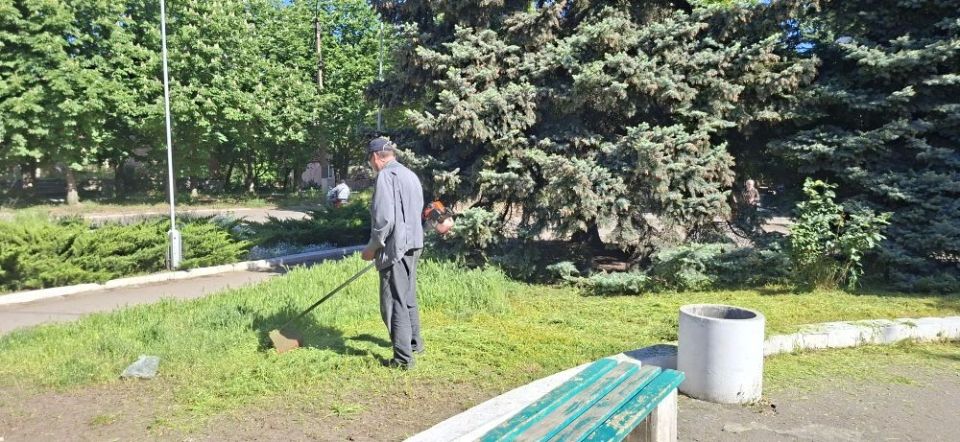 Маленькие добрые дела: вместе делаем наш посёлок лучше! Маленькие добрые дела: вместе делаем наш посёлок лучше!