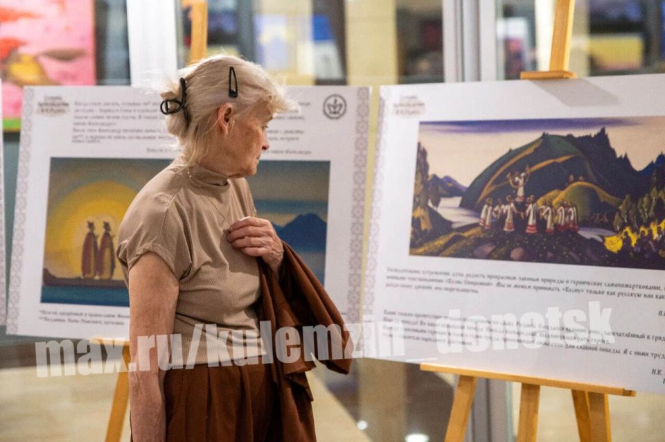 Алексей Кулемзин: В художественном музее «Арт-Донбасс» состоялось важное событие — подписание Соглашения о сотрудничестве между с «Институтом воспитания» и художественным музеем «Арт-Донбасс» города Донецка Алексей Кулемзин: В художественном музее «Арт-Донбасс» состоялось важное событие — подписание Соглашения о сотрудничестве между с «Институтом воспитания» и художественным музеем «Арт-Донбасс» города Донецка