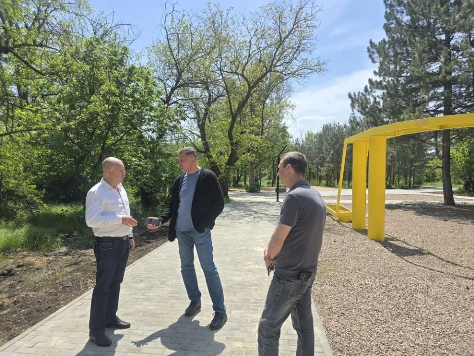 Александр Качанов: Провел совместно с представителями Корпорации развития Донбасса осмотр двух перспективных площадок для будущих инвестиций Александр Качанов: Провел совместно с представителями Корпорации развития Донбасса осмотр двух перспективных площадок для будущих инвестиций