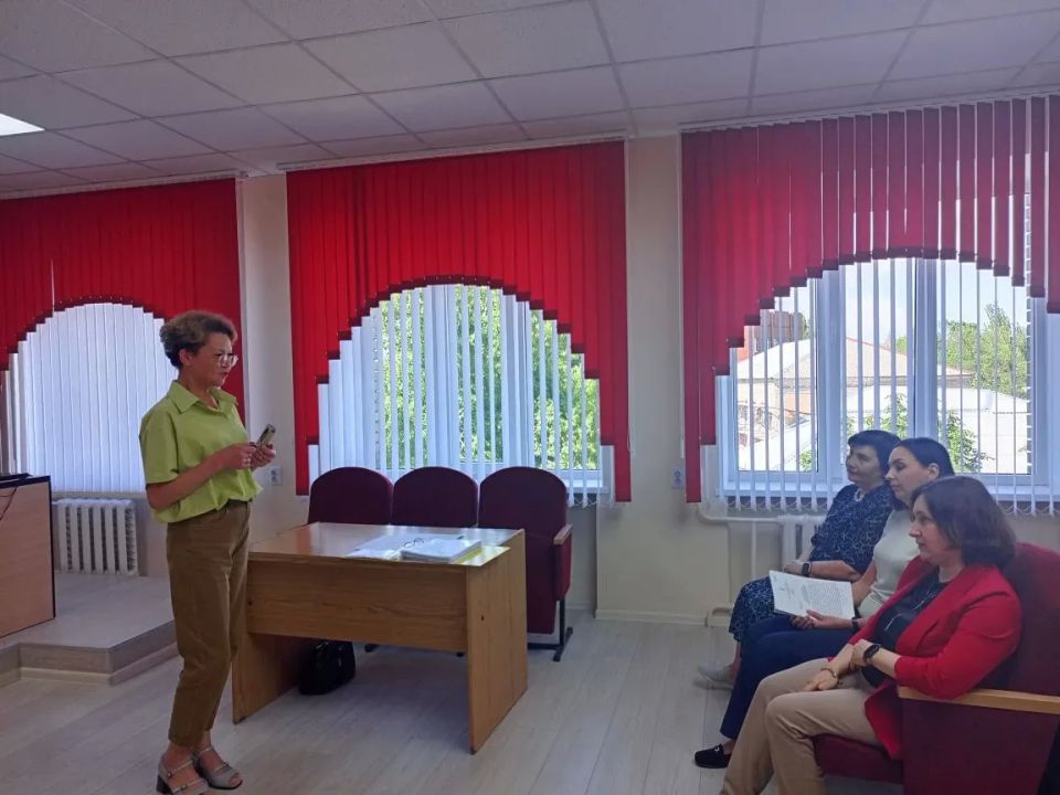 В администрации Ясиноватского муниципального округа прошло внеочередное заседание Общественного совета муниципалитета В администрации Ясиноватского муниципального округа прошло внеочередное заседание Общественного совета муниципалитета