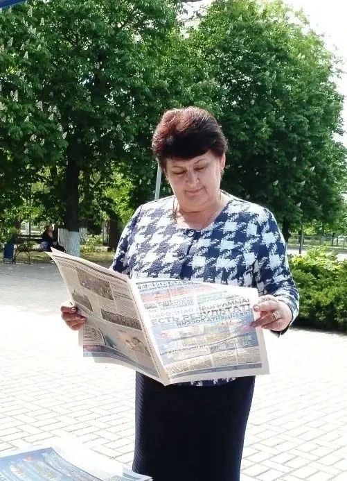 Активисты местного отделения партии «Единая Россия» в рамках пикетной программы продолжают работу с жителями Активисты местного отделения партии «Единая Россия» в рамках пикетной программы продолжают работу с жителями