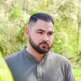 Денис Шимановский: Они легли спать обычным вечером, строя планы на лето, на первую любовь, на мирную жизнь
