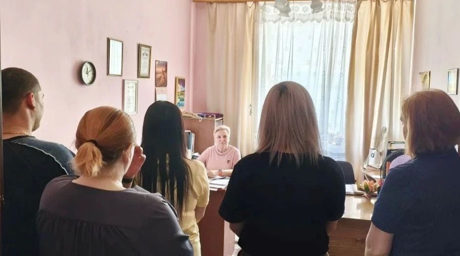 Состоялась встреча руководителя Управы Калининского района Горловки с трудовым коллективом