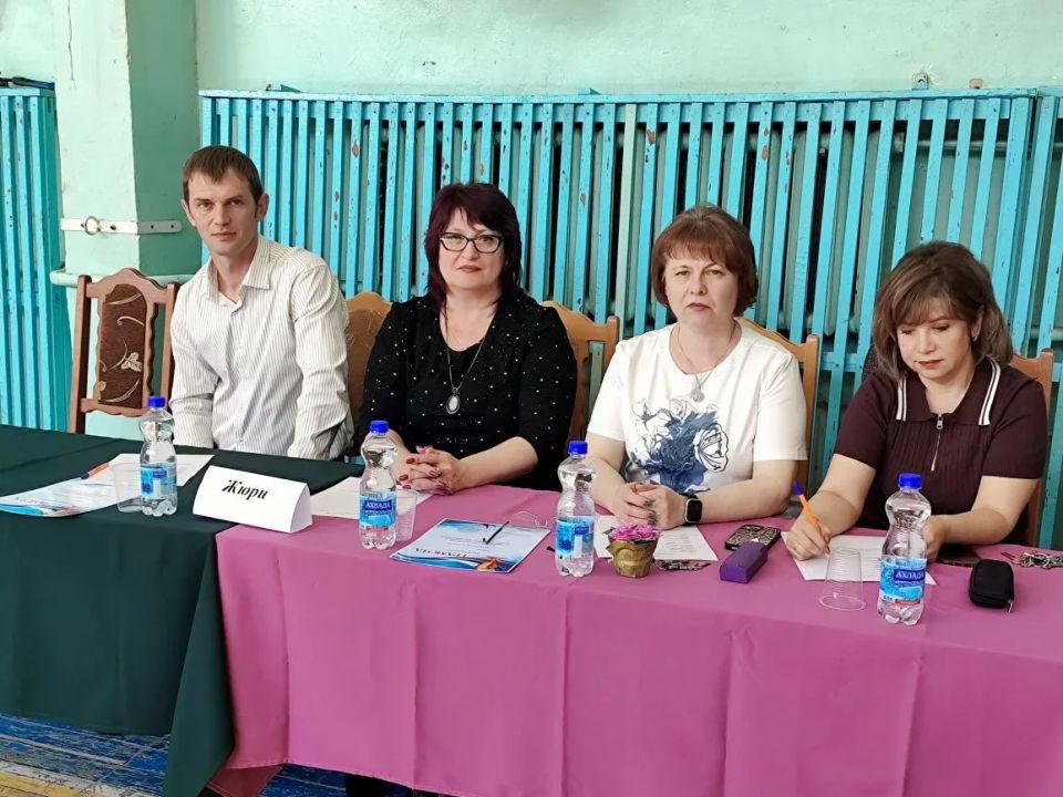 Спортивный праздник в Амвросиевском многопрофильном техникуме: «Весёлые старты» и подарки от ПИК-Цемент Спортивный праздник в Амвросиевском многопрофильном техникуме: «Весёлые старты» и подарки от ПИК-Цемент