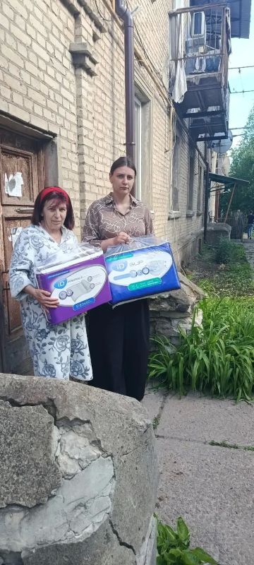 Денис Зубов: С добром в сердце. Активная молодёжь Иловайска при поддержке администрации города и почетного работника образования Российской Федерации, помощника депутата Народного Совета ДНР Вероники Абысовой в рамках... Денис Зубов: С добром в сердце. Активная молодёжь Иловайска при поддержке администрации города и почетного работника образования Российской Федерации, помощника депутата Народного Совета ДНР Вероники Абысовой в рамках...