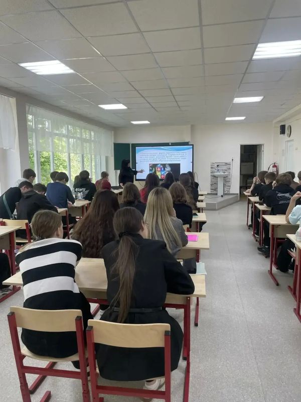 Подростки Волновахского округа учатся ответственности