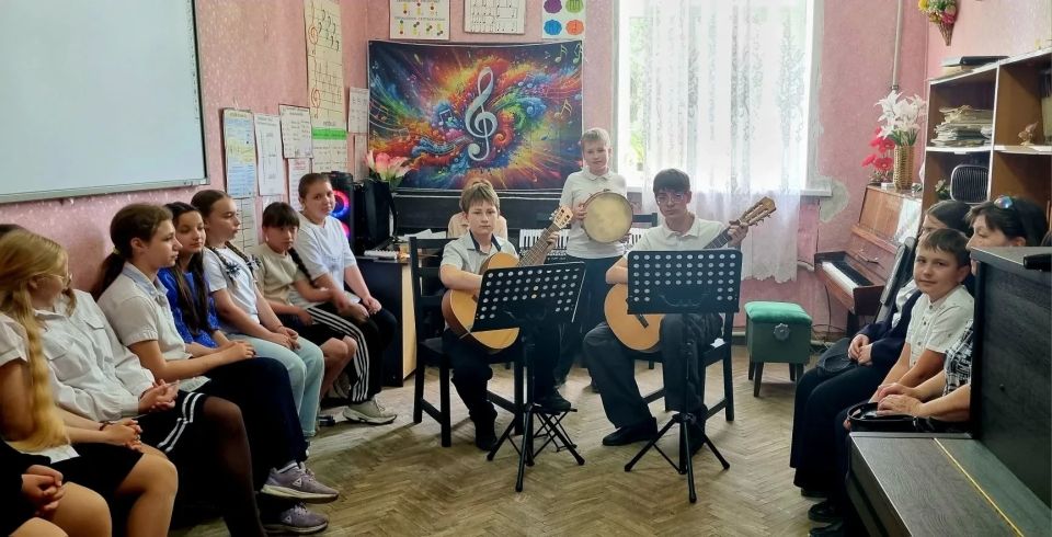 Отчетный концерт детской углегорской музыкальной школы Отчетный концерт детской углегорской музыкальной школы