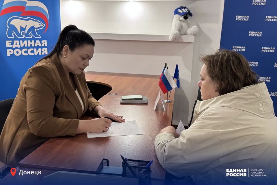 Сила доверия: жители Республики приходят за помощью в приёмные Сила доверия: жители Республики приходят за помощью в приёмные