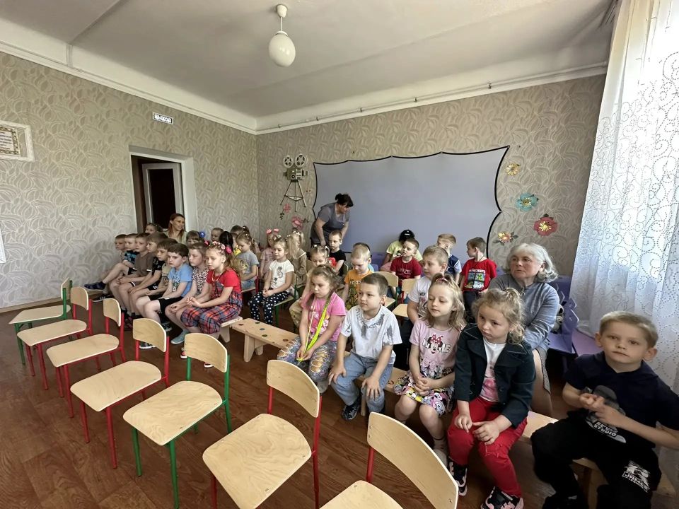 25 мая 2026 года преподаватели и обучающиеся МБУДО ДДШИ провели агитационный концерт в ГБДОУ «Детский сад № 4 «Сказка» г.о. Дебальцево 25 мая 2026 года преподаватели и обучающиеся МБУДО ДДШИ провели агитационный концерт в ГБДОУ «Детский сад № 4 «Сказка» г.о. Дебальцево