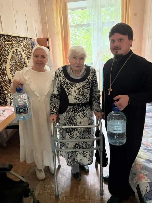 Священник из Ханты-Мансийска трудился в Патриаршей гуманитарной миссии в Горловке Священник из Ханты-Мансийска трудился в Патриаршей гуманитарной миссии в Горловке