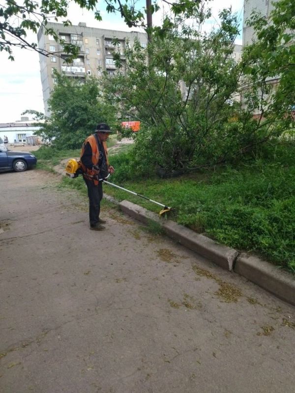 Иван Приходько: Уважаемые жители Горловки! Представляю вам еженедельный отчет о деятельности Горловского филиала единого регионального фонда по управлению многоквартирными домами на территории Донецкой Народной Республики Иван Приходько: Уважаемые жители Горловки! Представляю вам еженедельный отчет о деятельности Горловского филиала единого регионального фонда по управлению многоквартирными домами на территории Донецкой Народной Республики