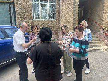 Сегодня,25.05.2026, состоялась встреча с жителями, на которой присутствовал заместитель руководителя Управы Ленинского внутригородского района Анатолий Разумов