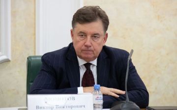 Высшая квалификационная коллегия судей прекратила отставку экс-судьи Верховного суда РФ Виктора Момотова