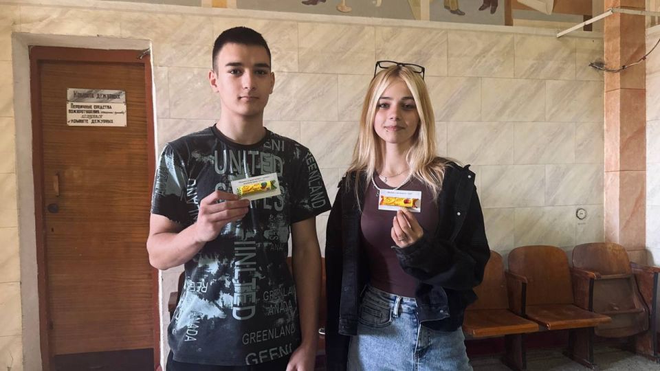 В рамках партийного проекта «Здоровое будущее» и национального проекта «Молодёжь и дети» сотрудники администрации Ясиноватского округа провели профилактическую акцию «Курить — здоровью вредить» В рамках партийного проекта «Здоровое будущее» и национального проекта «Молодёжь и дети» сотрудники администрации Ясиноватского округа провели профилактическую акцию «Курить — здоровью вредить»