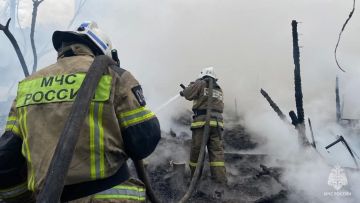 МЧС за сутки ликвидировано 18 пожаров