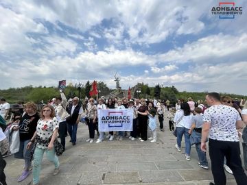 ТЕПЛО В СЕРДЦАХ И ПАМЯТЬ О ГЕРОЯХ: СОТРУДНИКИ ФИЛИАЛА «МАКЕЕВКАТЕПЛОСЕТЬ» ГУП ДНР «ДОНБАССТЕПЛОЭНЕРГО»