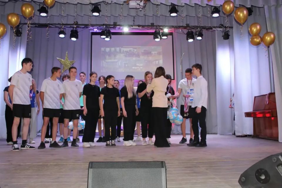 Фестиваль звёзд Мангушского муниципального округа Фестиваль звёзд Мангушского муниципального округа