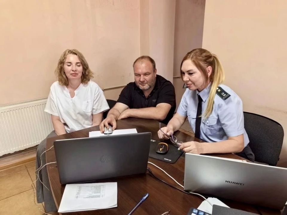 21 и 22 мая сотрудники Управления Россельхознадзора по ДНР и ЛНР провели профилактические визиты по инициативе контролируемых лиц 21 и 22 мая сотрудники Управления Россельхознадзора по ДНР и ЛНР провели профилактические визиты по инициативе контролируемых лиц