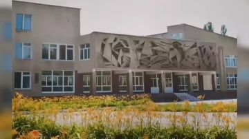 «Мы вынуждены покинуть свои дома», — в Светлодарске закрывают восстановленную людьми школу