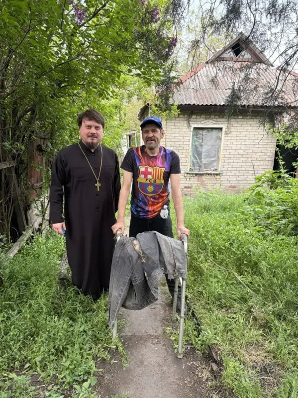 Священник из Ханты-Мансийска трудился в Патриаршей гуманитарной миссии в Горловке Священник из Ханты-Мансийска трудился в Патриаршей гуманитарной миссии в Горловке