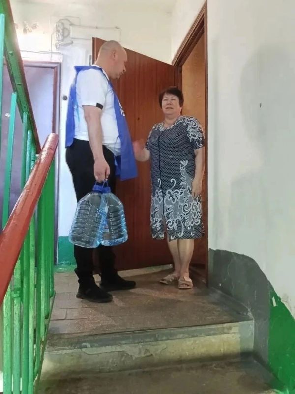Основная задача марафона добрых дел партпроекта "Партия рядом" — объединить людей вокруг значимых поступков