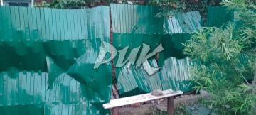 Жилой дом разорвало после атаки ВСУ в Никитовском районе Горловки