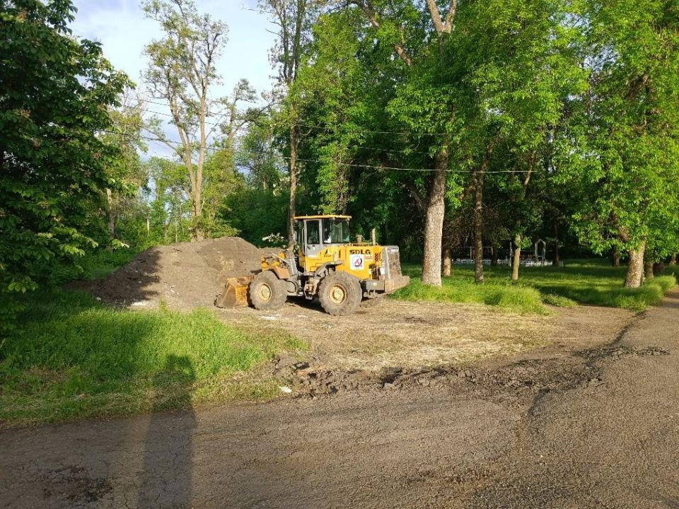 Стартовали работы по благоустройству парка культуры и отдыха в г. о. Иловайск Стартовали работы по благоустройству парка культуры и отдыха в г. о. Иловайск