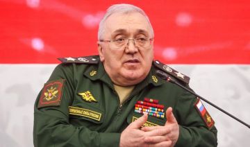 Дед оказался законченным подонком… Ну, а какой тут ещё заголовок написать?