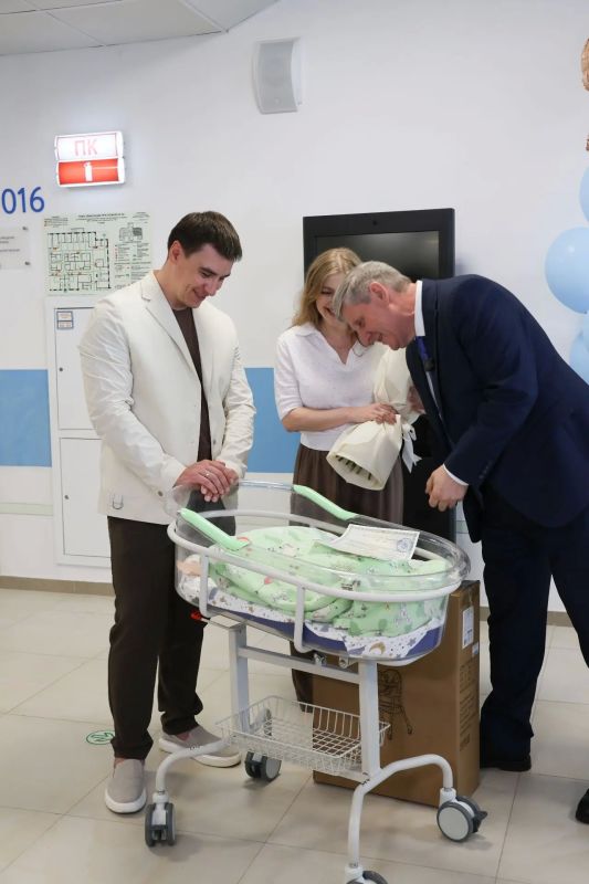 На базе Донецкого республиканского перинатального центра имени профессора В.К. Чайки открыли отделение ЗАГС для государственной регистрации рождения детей На базе Донецкого республиканского перинатального центра имени профессора В.К. Чайки открыли отделение ЗАГС для государственной регистрации рождения детей