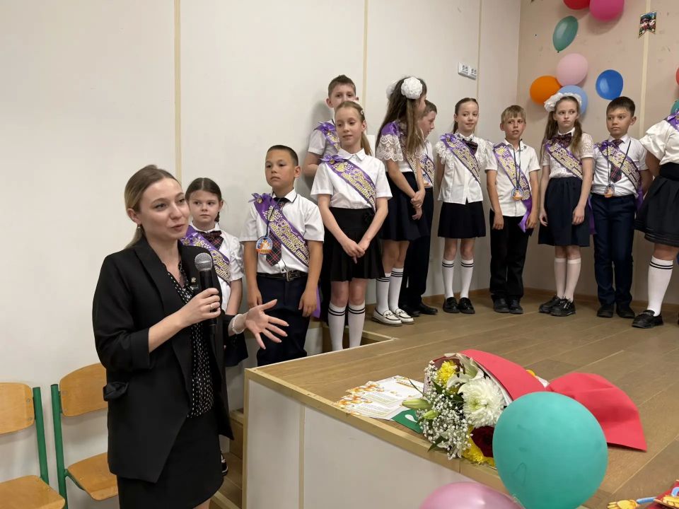 В населённых пунктах Тельмановского округа прошли торжественные линейки последнего звонка В населённых пунктах Тельмановского округа прошли торжественные линейки последнего звонка