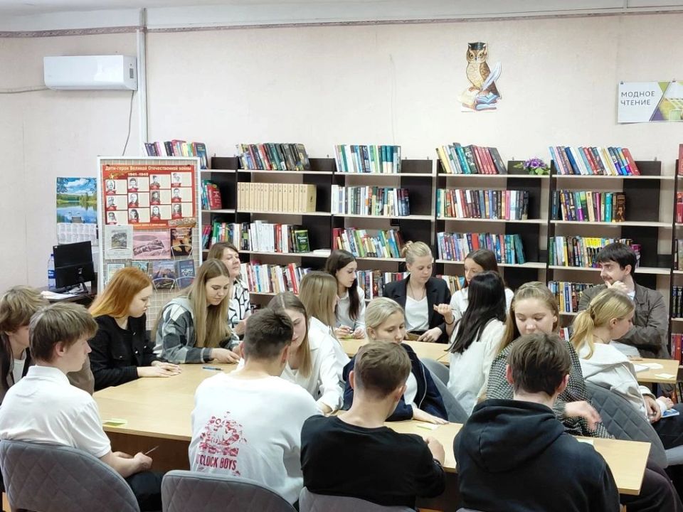 «Сегодня я — библиотекарь»в Иловайске «Сегодня я — библиотекарь»в Иловайске