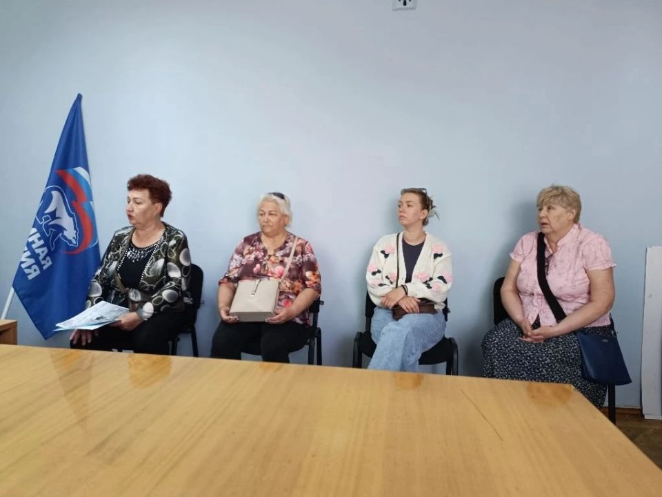 Прием граждан. Сегодня, 26 мая, в общественной приемной Всероссийской политической партии «Единая Россия» состоялся прием граждан, который провел временно исполняющий полномочия главы муниципального образования городской... Прием граждан. Сегодня, 26 мая, в общественной приемной Всероссийской политической партии «Единая Россия» состоялся прием граждан, который провел временно исполняющий полномочия главы муниципального образования городской...