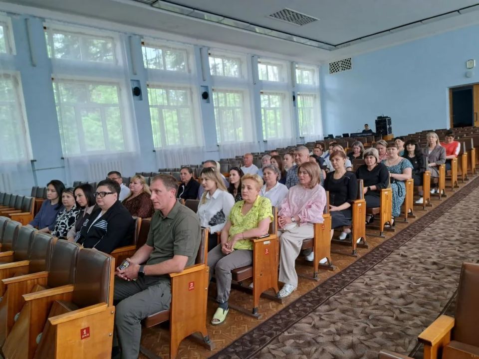 Александр Шатов: Предпринимателей Шахтерского округа поздравили с профессиональным праздником Александр Шатов: Предпринимателей Шахтерского округа поздравили с профессиональным праздником
