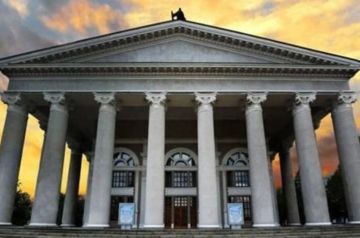 В Донецкой муздраме приглашенные режиссеры готовят еще две премьеры