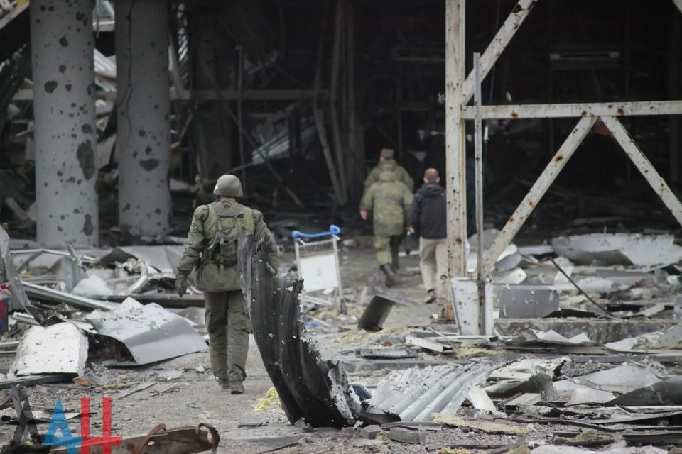 12 лет назад. Хроника боев за Донецкий аэропорт 12 лет назад. Хроника боев за Донецкий аэропорт