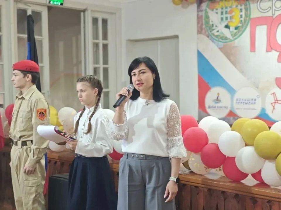 Последний звонок в школах округа Последний звонок в школах округа