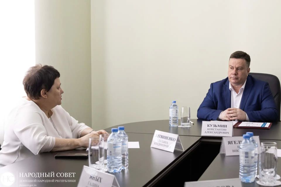 Константин Кузьмин: Участники СВО могут открыть свое дело с помощью государства и получить на это до 350 тысяч рублей Константин Кузьмин: Участники СВО могут открыть свое дело с помощью государства и получить на это до 350 тысяч рублей