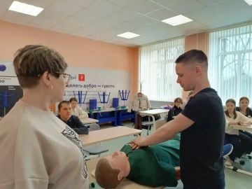 В ДНР продолжается обновление школьных учебных кабинетов по предметам «Основы безопасности и защиты Родины» и «Труд»