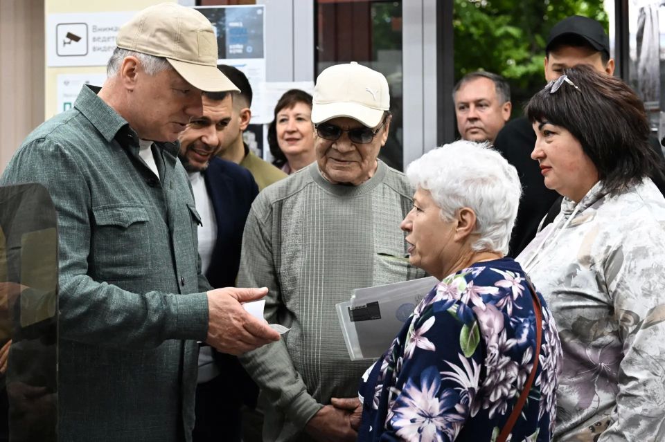 Марат Хуснуллин совершил рабочую поездку в Донецкую Народную Республику Марат Хуснуллин совершил рабочую поездку в Донецкую Народную Республику