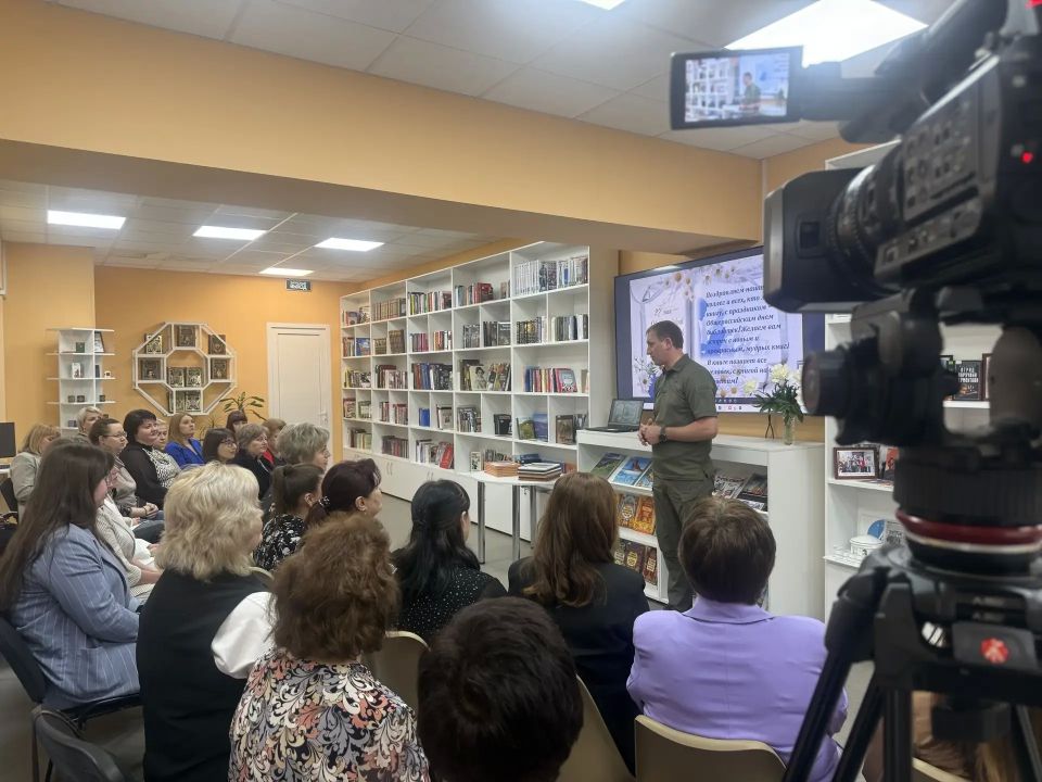 В Шахтерске чествовали работников библиотек В Шахтерске чествовали работников библиотек