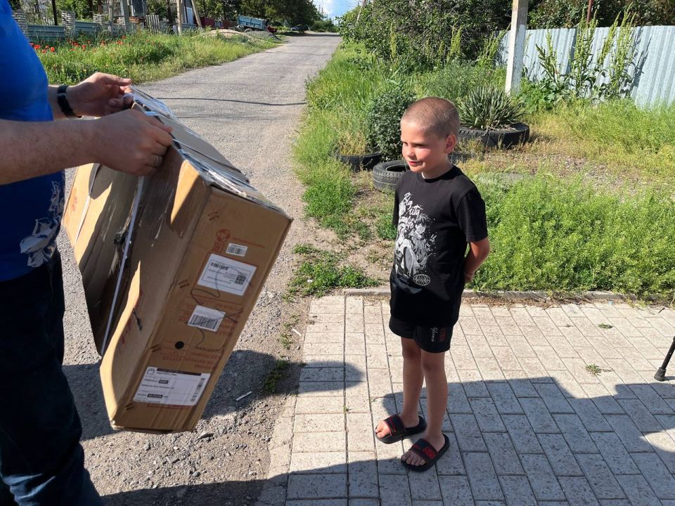 Акция «Маленькие добрые дела» в Новоазовском округе: поддержка семей и детей под опекой Акция «Маленькие добрые дела» в Новоазовском округе: поддержка семей и детей под опекой