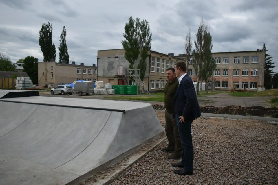 Заместитель Председателя Правительства ДНР Владимир Ёжиков с рабочим визитом посетил Амвросиевский муниципальный округ Заместитель Председателя Правительства ДНР Владимир Ёжиков с рабочим визитом посетил Амвросиевский муниципальный округ