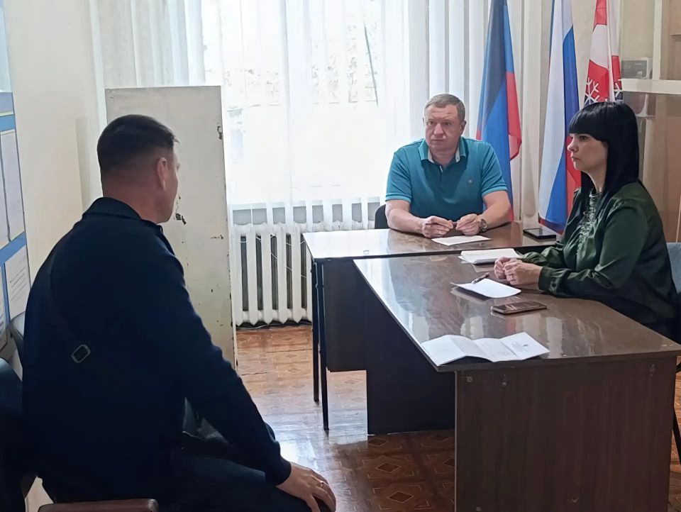 Глава Снежного ответил на вопросы жителей Глава Снежного ответил на вопросы жителей