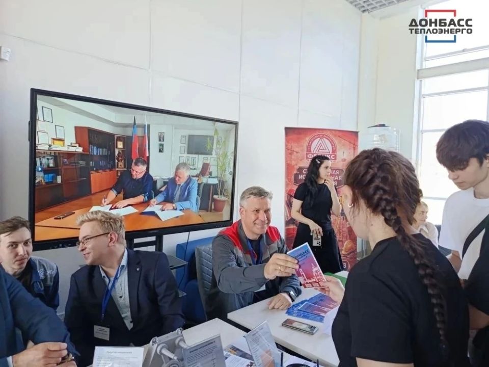 «ОТ ТЕОРИИ К ПРАКТИКЕ»: ВСТРЕЧА ФИЛИАЛА «МАРИУПОЛЬТЕПЛОСЕТЬ» С ВЫПУСКНИКАМИ ПГТУ «ОТ ТЕОРИИ К ПРАКТИКЕ»: ВСТРЕЧА ФИЛИАЛА «МАРИУПОЛЬТЕПЛОСЕТЬ» С ВЫПУСКНИКАМИ ПГТУ